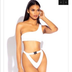 Never worn White 2pc bikini,cut out& buckle detail